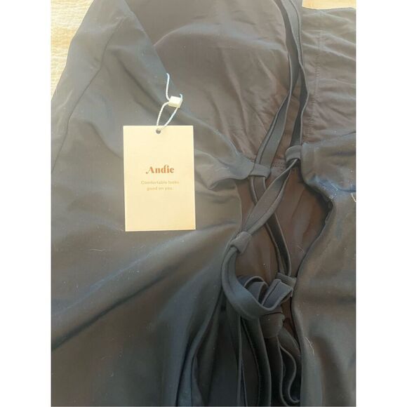 NWT Andie Swim The Fiji One Piece in Black - Picture 6 of 7
